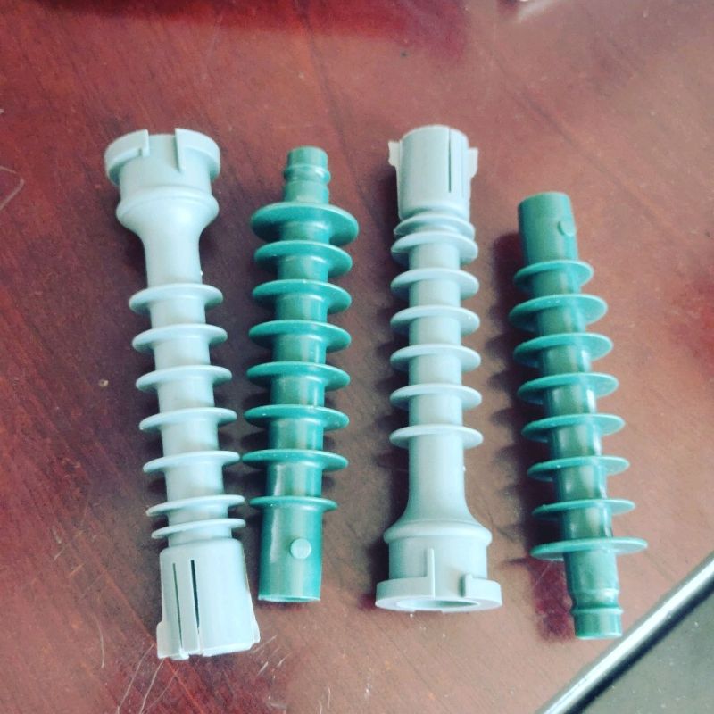 Plastic injection packers